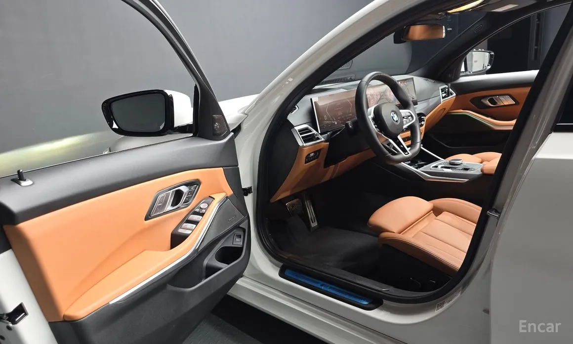 BMW 3 Series 2019 320i M Sport