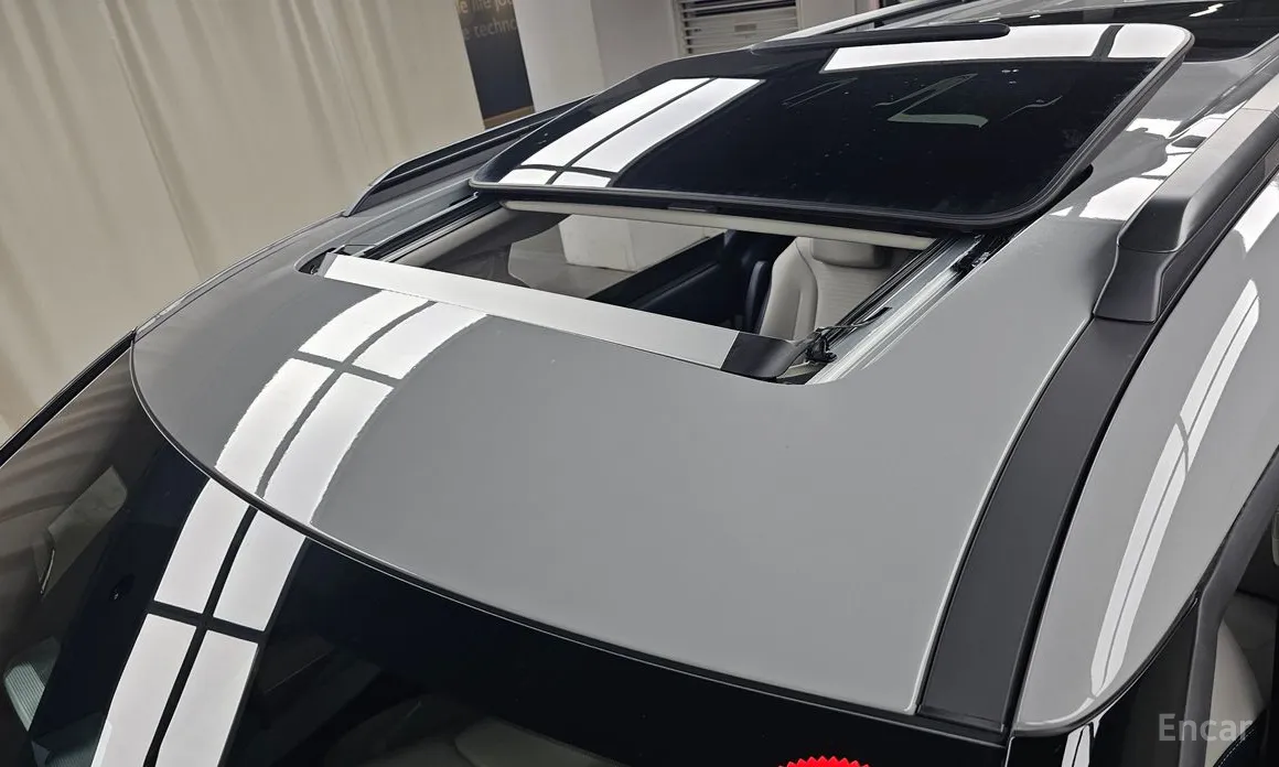 Kia Carnival 2023 HEV 9seater Gravity