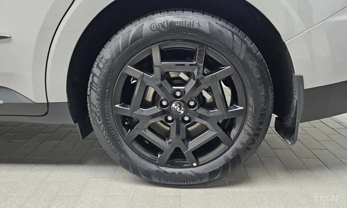 Kia Carnival 2023 HEV 9seater Gravity