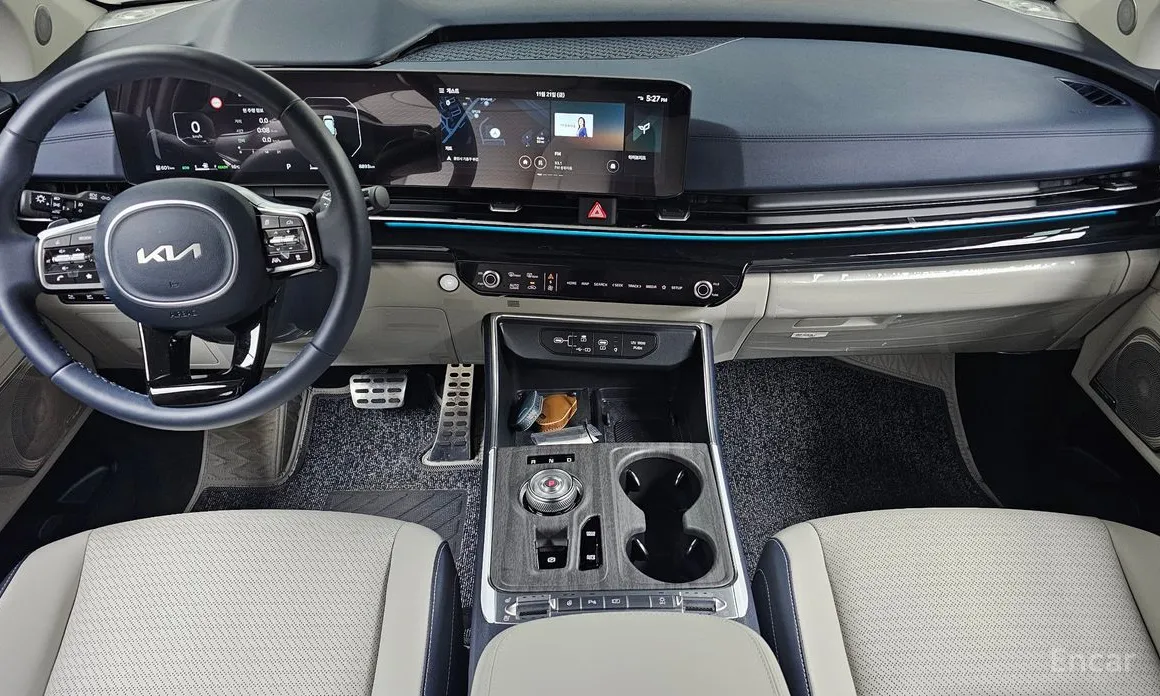 Kia Carnival 2023 HEV 9seater Gravity
