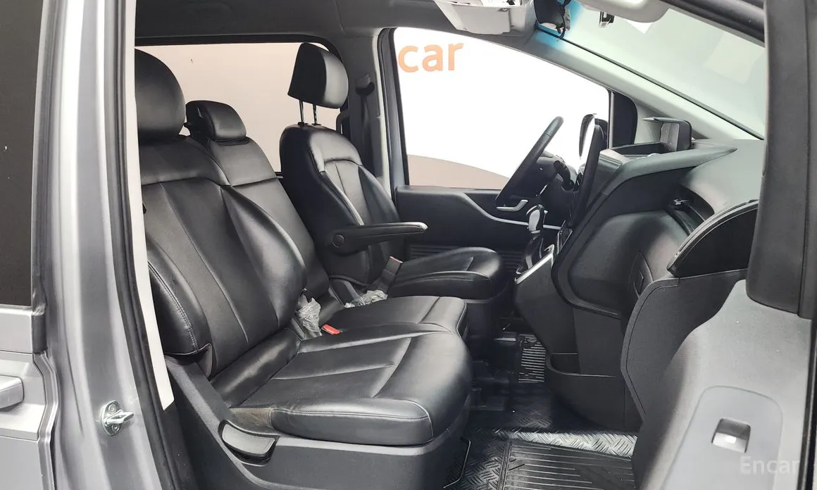 Hyundai Staria 2021 Tourer 9-Seater