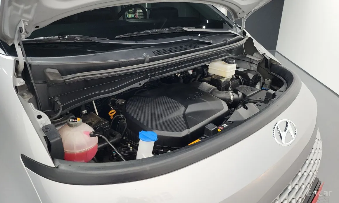 Hyundai Staria 2021 Tourer 9-Seater