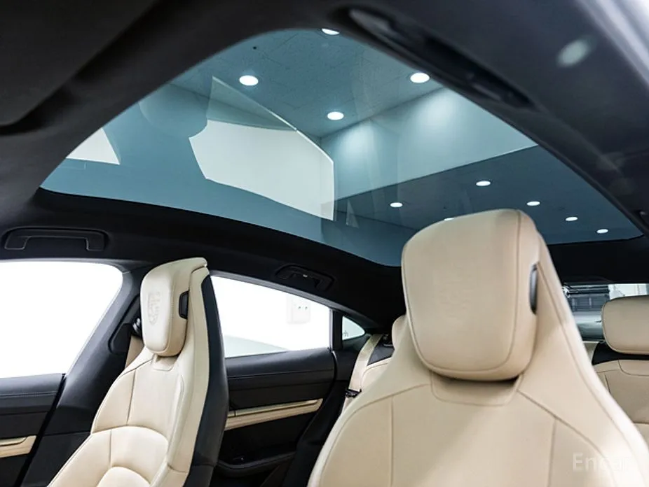 Porsche Taycan 2020 Base