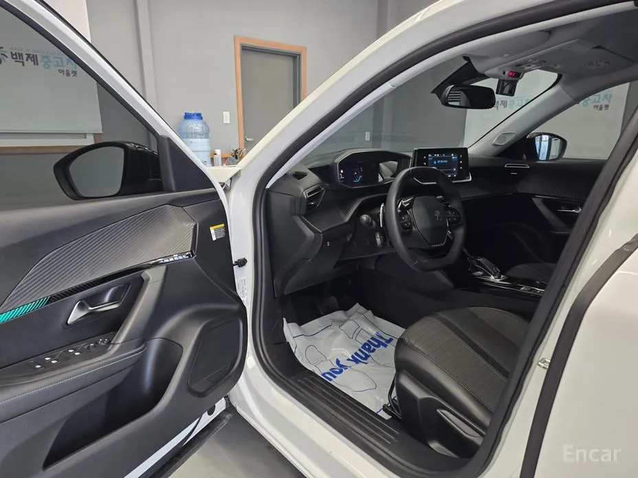 Peugeot 2008 2020 1.5 BlueHDi Allure