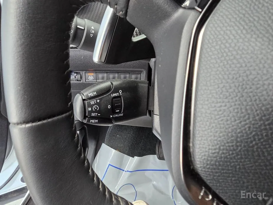 Peugeot 2008 2020 1.5 BlueHDi Allure