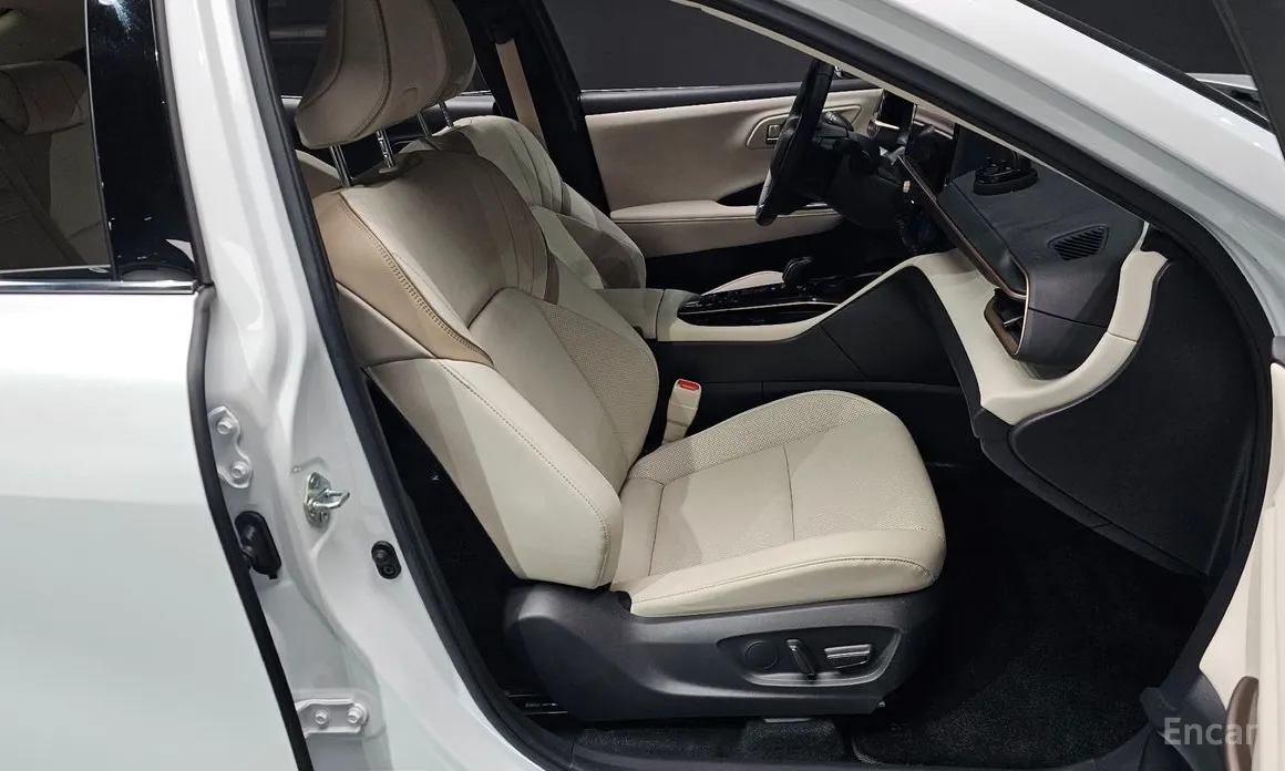 Toyota Crown 2023 2.5 4WD Hybrid