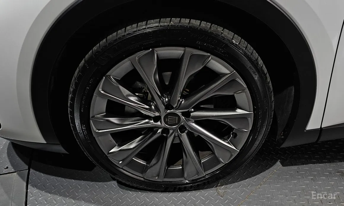 Toyota Crown 2023 2.5 4WD Hybrid