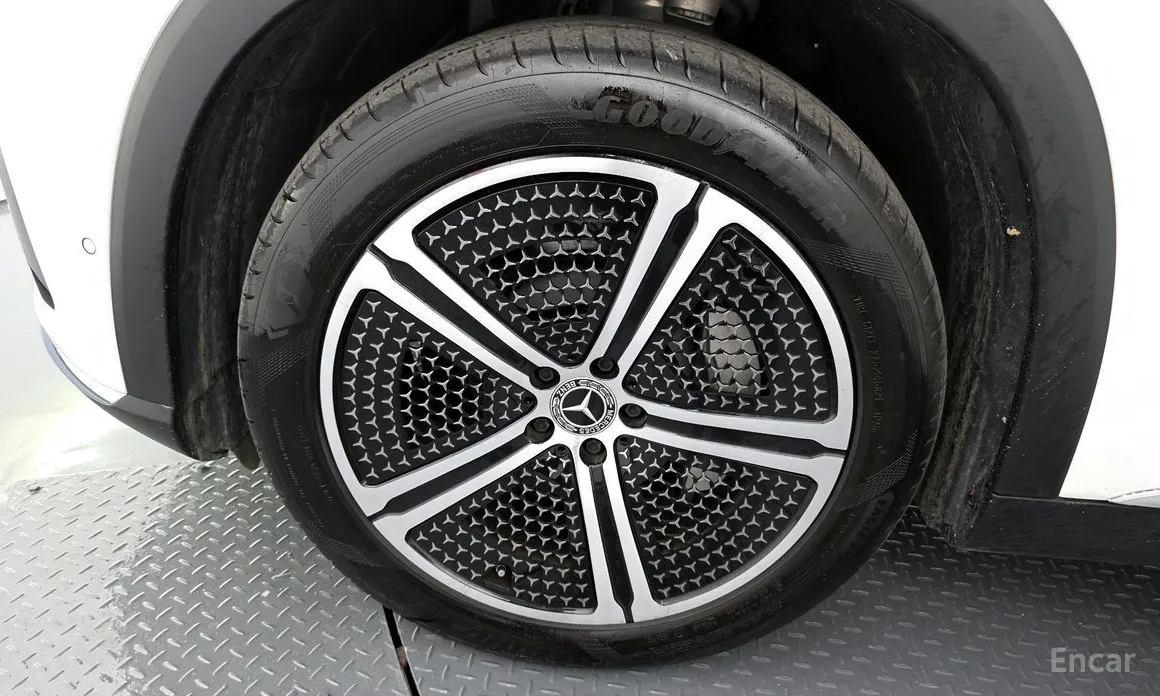 2023 Mercedes-Benz EQS