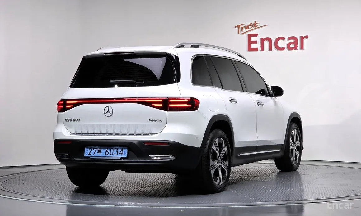 2022 Mercedes-Benz EQB