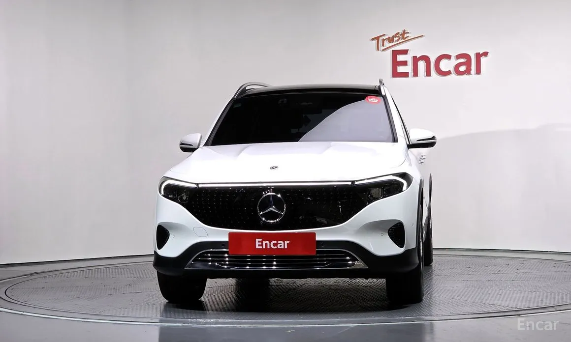2022 Mercedes-Benz EQB