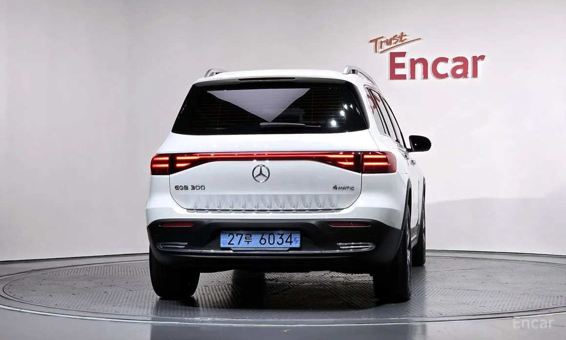 2022 Mercedes-Benz EQB