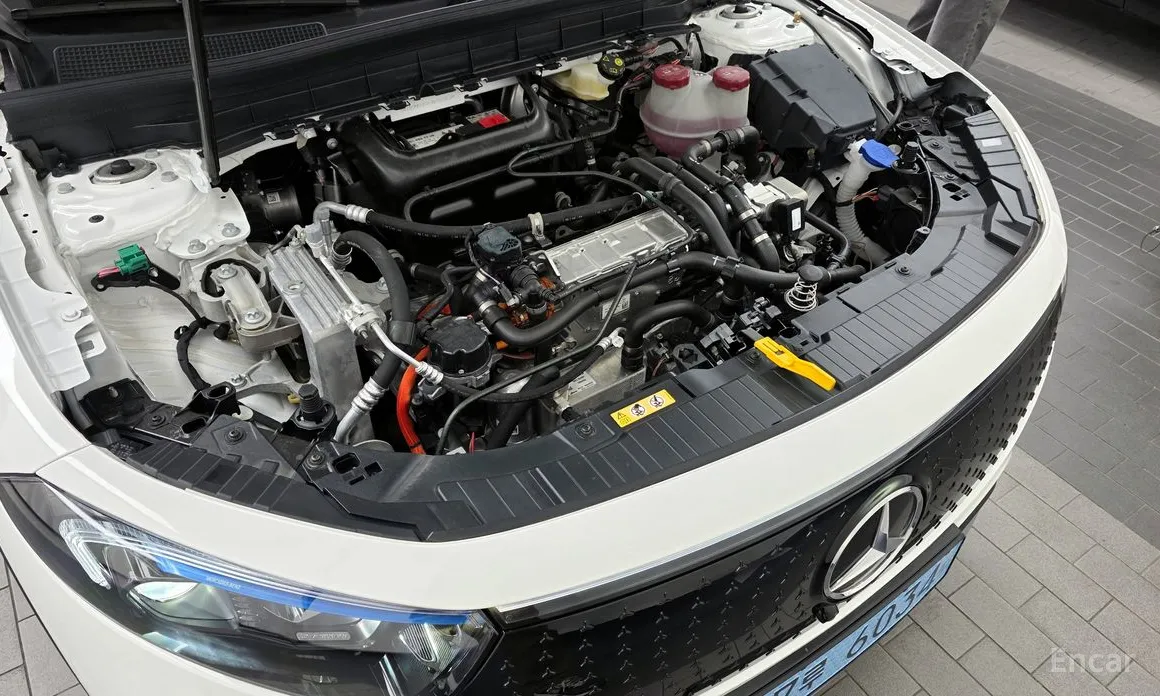 Mercedes-Benz EQB 2022 EQB300 4MATIC Progressive