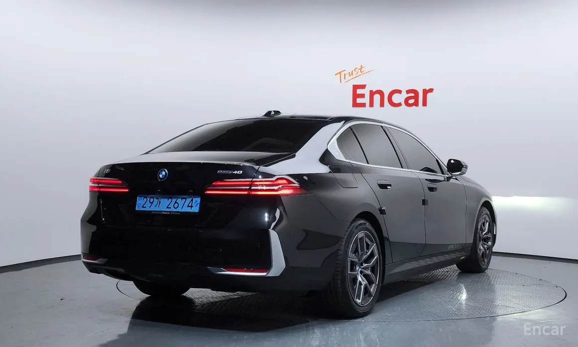 BMW i5 2023 eDrive 40