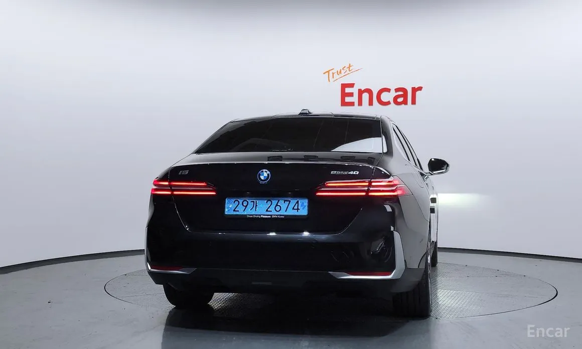 BMW i5 2023 eDrive 40