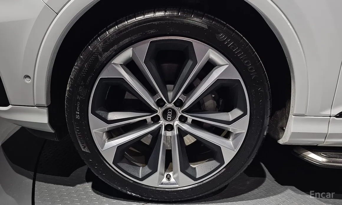 Audi Q7 2016 55 TFSI Quattro Premium