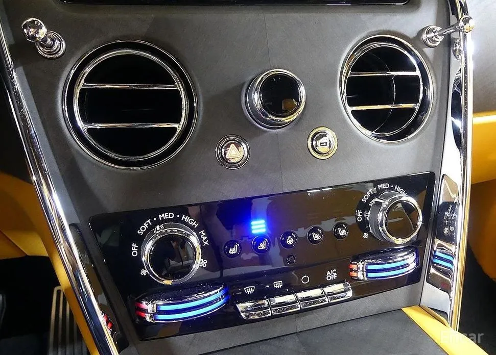 Rolls-Royce Cullinan 2018 6.7 V12