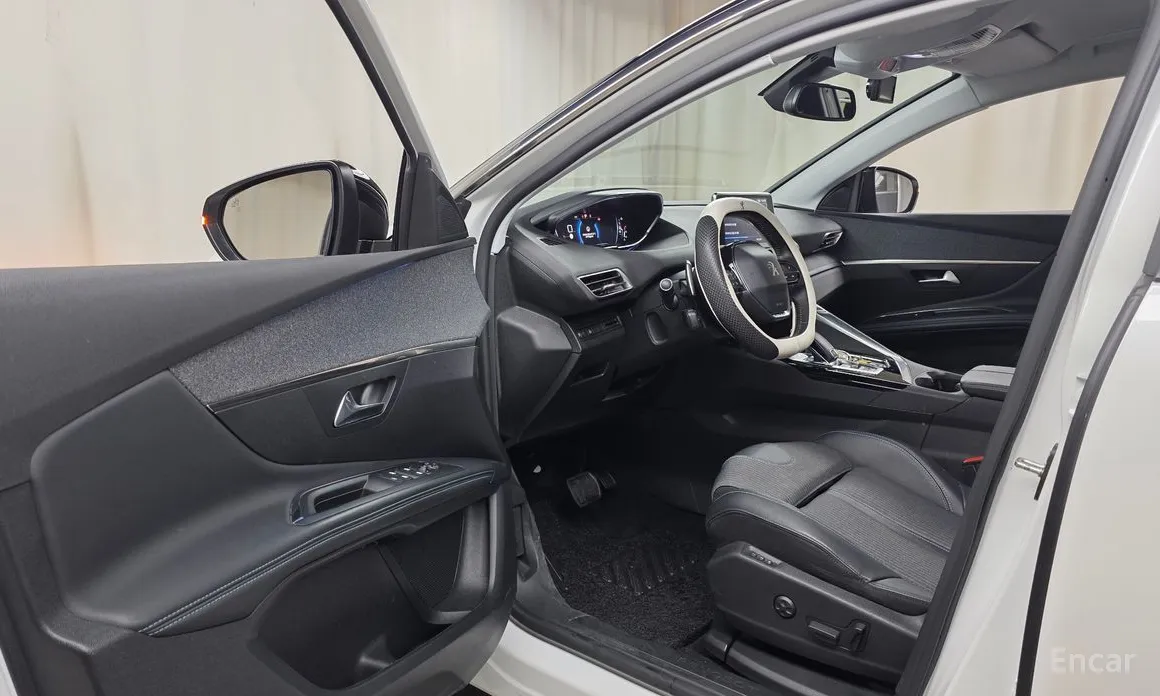 Peugeot 3008 2017 1.2 Pure Tech Allure