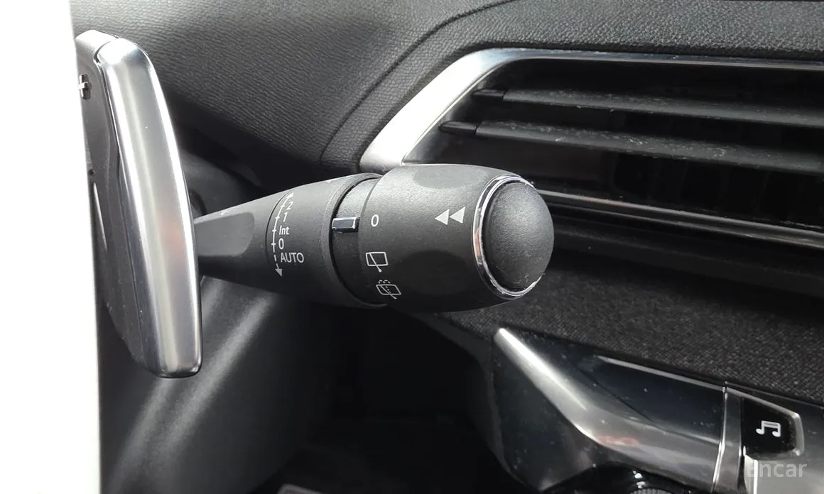 Peugeot 3008 2017 1.2 Pure Tech Allure