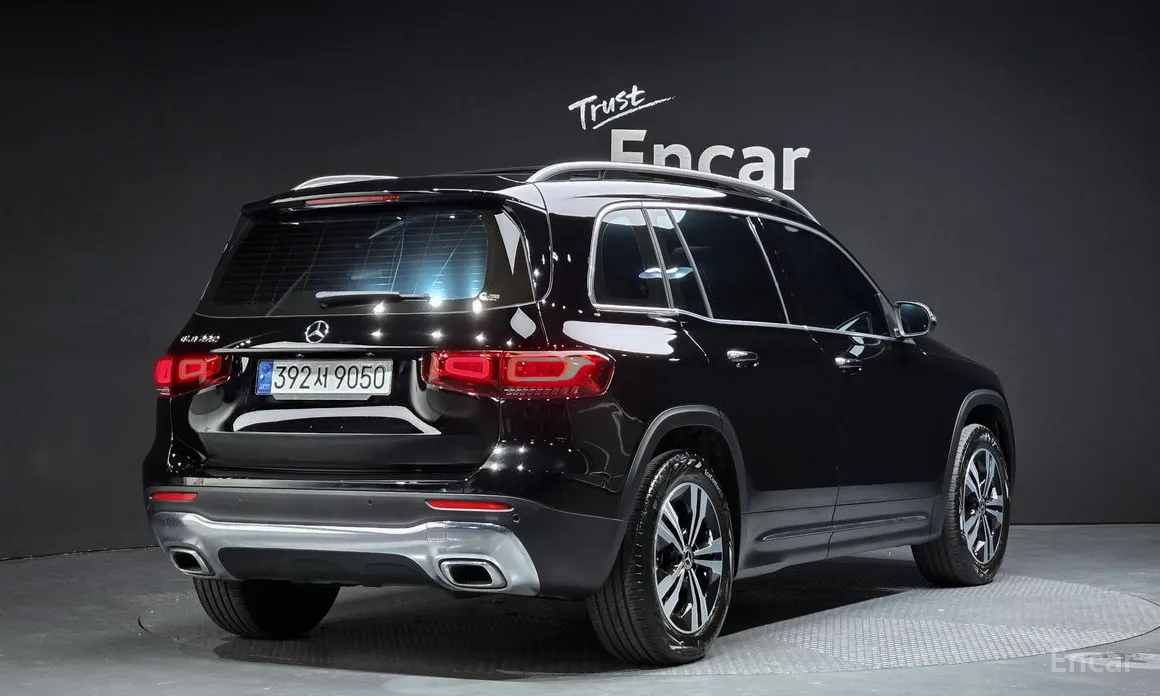 Mercedes-Benz GLB-Class 2020 GLB220