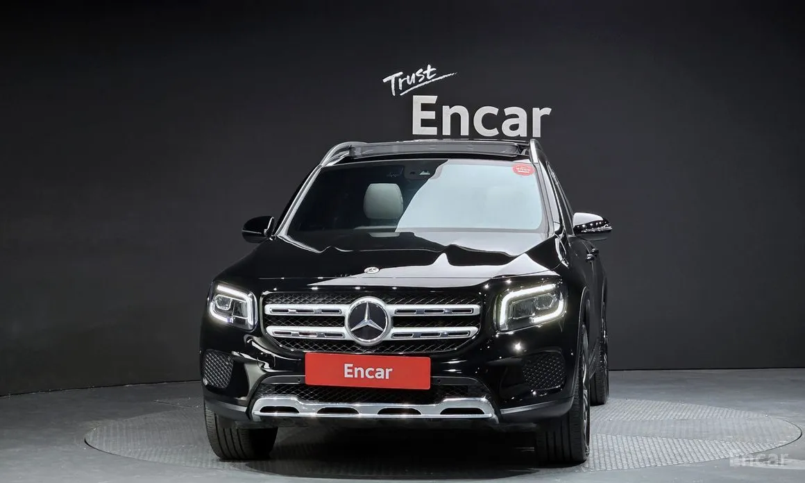 Mercedes-Benz GLB-Class 2020 GLB220