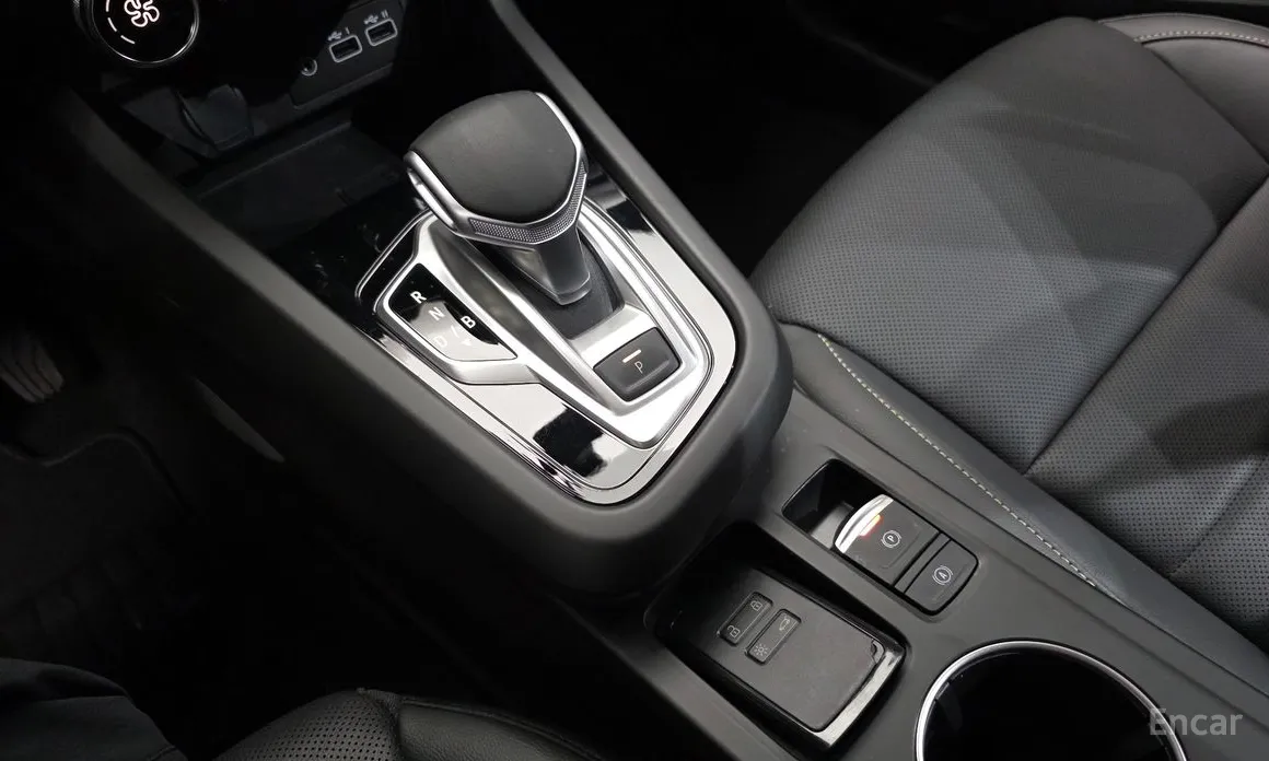 Renault Arkana 2024 1.6 E-TECH Iconic