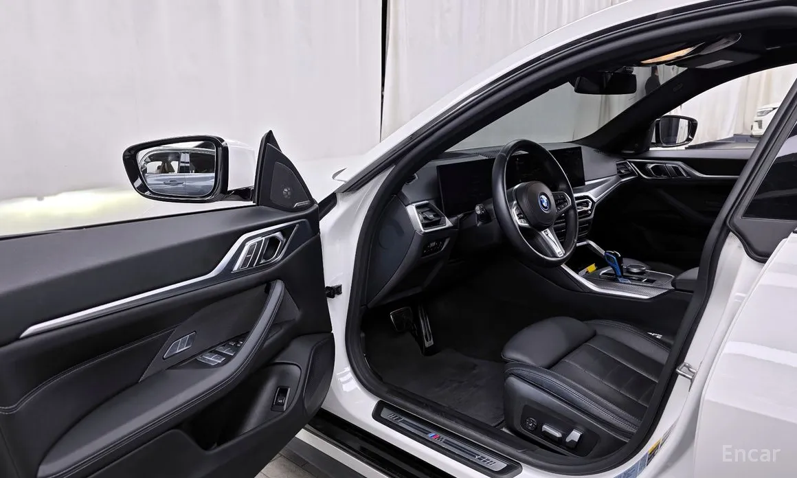 BMW i4 2021 eDrive40 M Sports Pro