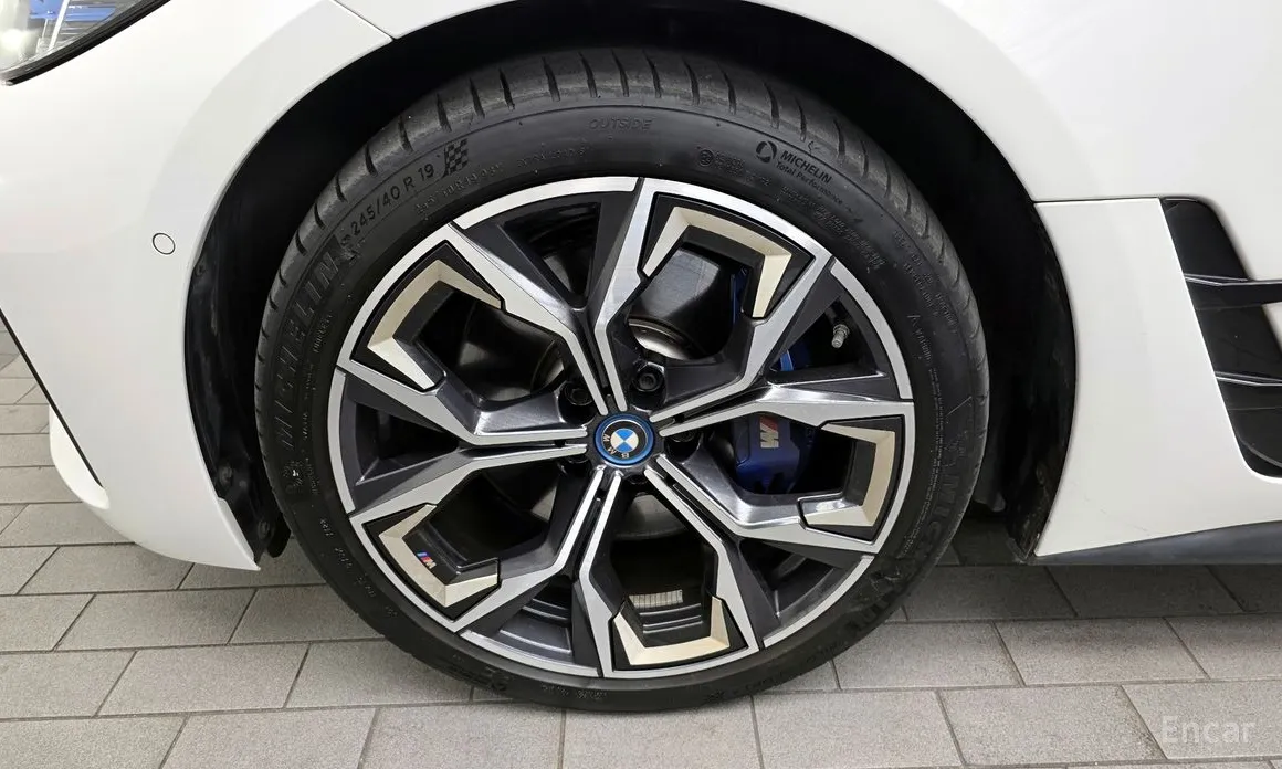BMW i4 2021 eDrive40 M Sports Pro