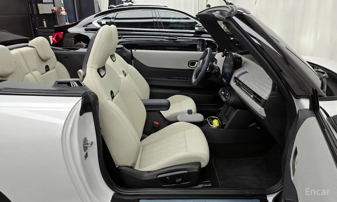 Mini Cooper Convertible 2025 Favoured