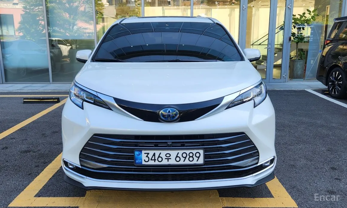 Toyota Sienna 2020 2.5 Hybrid 2WD