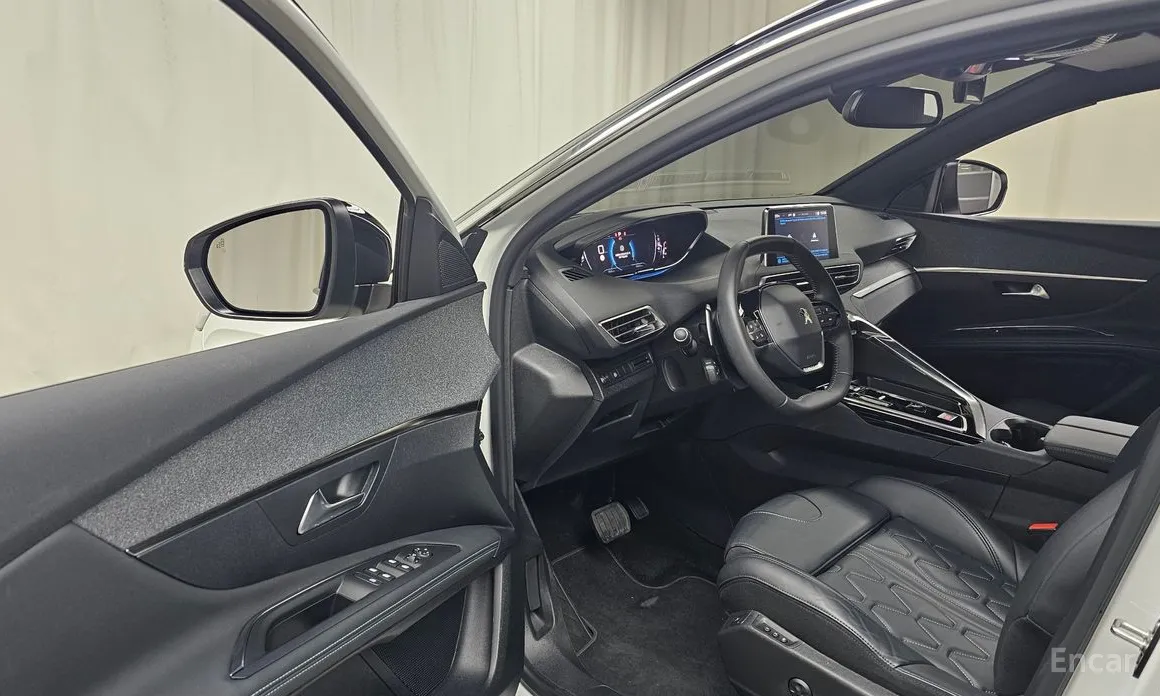 Peugeot 3008 2017 1.2 Pure Tech Allure