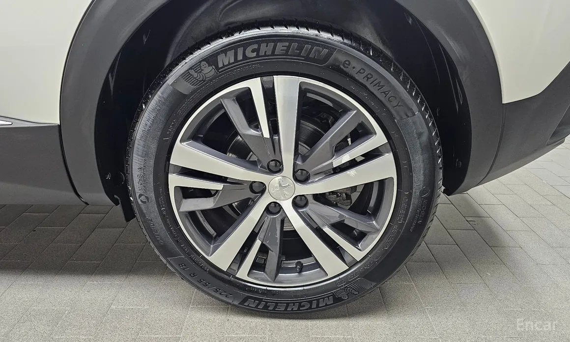 Peugeot 3008 2017 1.2 Pure Tech Allure