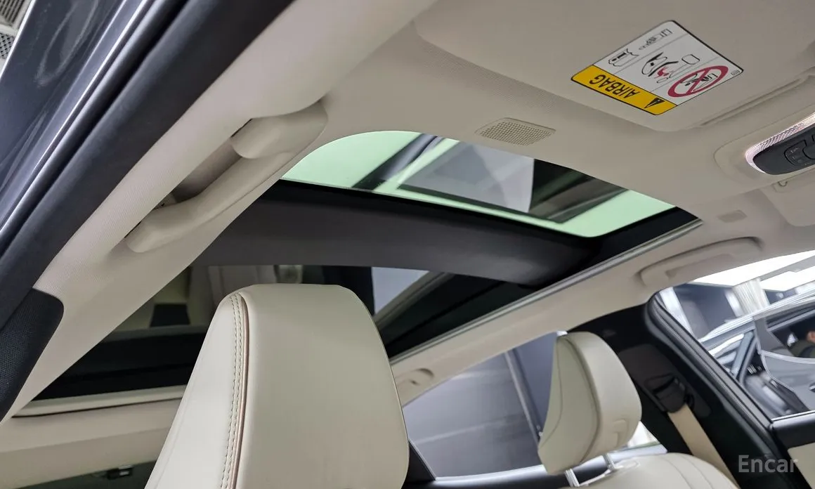 Toyota Crown 2023 2.5 4WD Hybrid