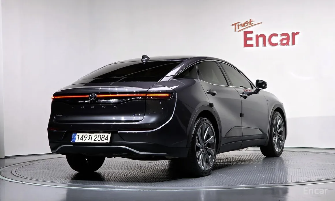 Toyota Crown 2023 2.5 4WD Hybrid