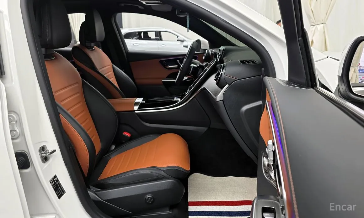 Mercedes-Benz GLC-Class 2023 GLC300 4MATIC Coupe