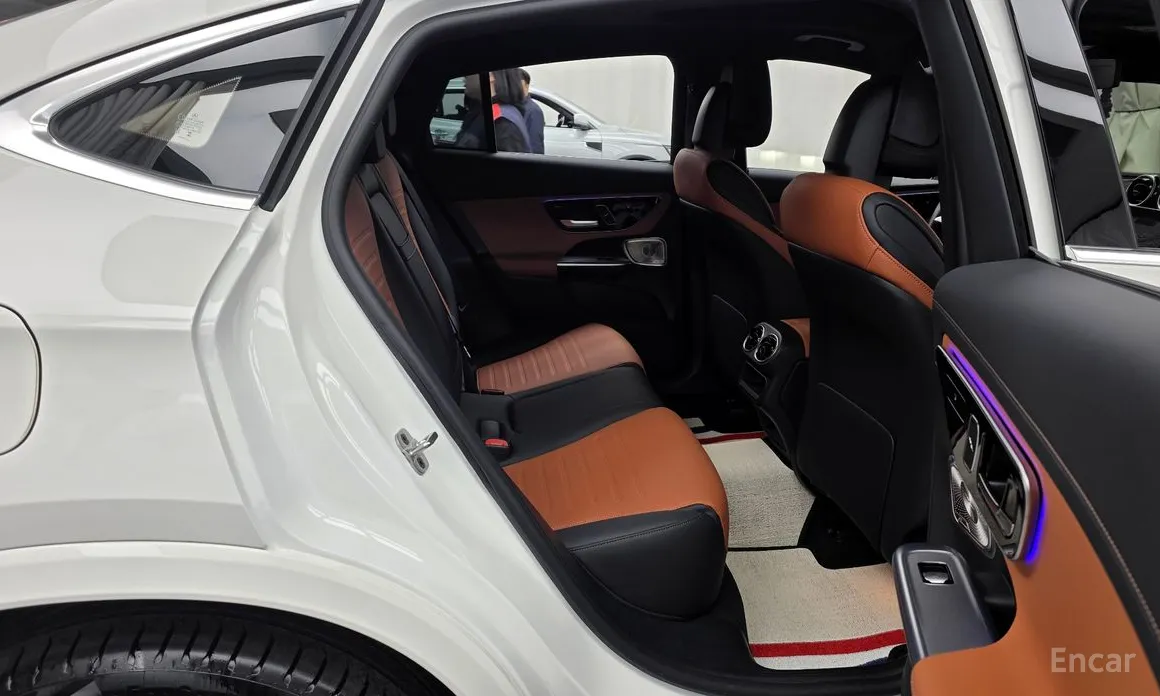 Mercedes-Benz GLC-Class 2023 GLC300 4MATIC Coupe