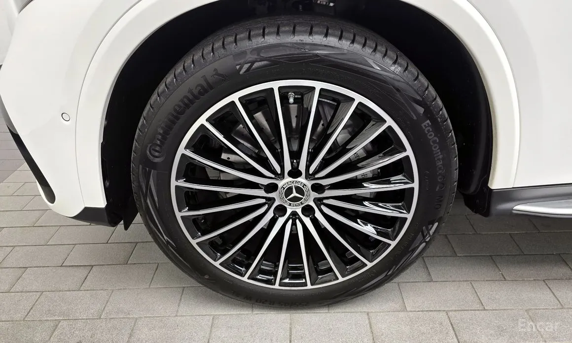 Mercedes-Benz GLC-Class 2023 GLC300 4MATIC Coupe