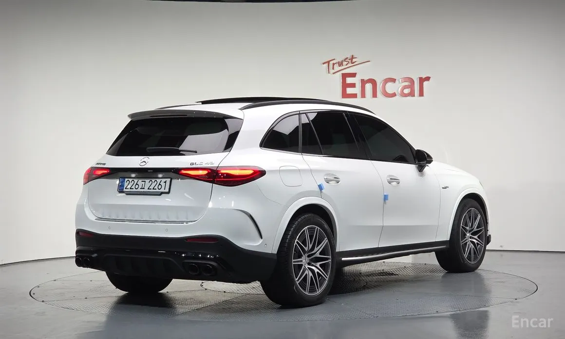 Mercedes-Benz GLC-Class 2023 AMG GLC43 4MATIC