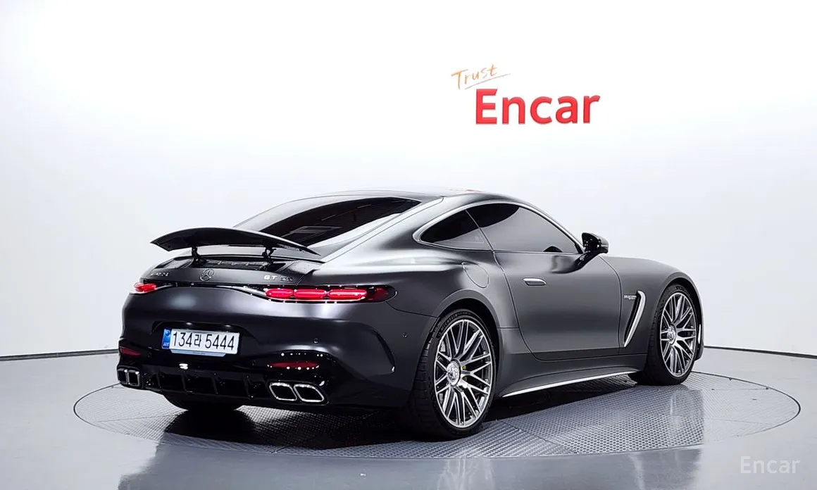 2025 Mercedes-Benz AMG GT