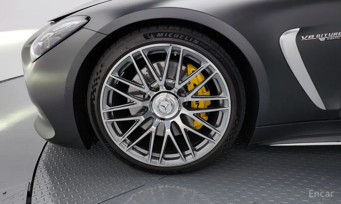 2025 Mercedes-Benz AMG GT