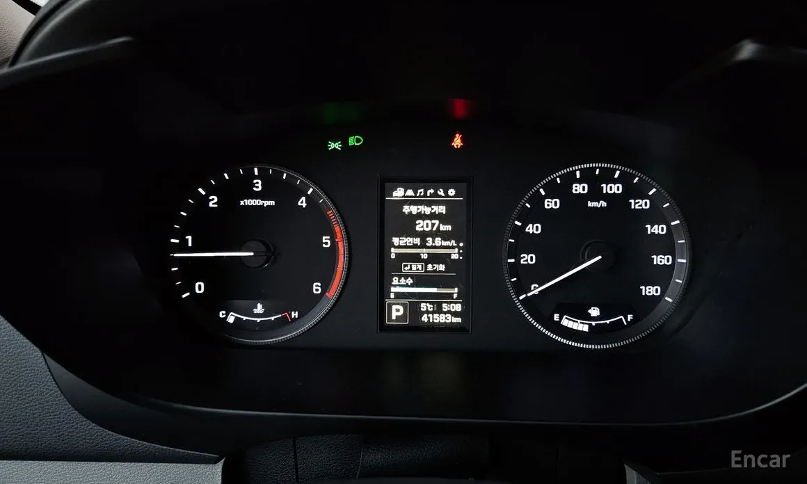 Hyundai Solati 2015 15-seater