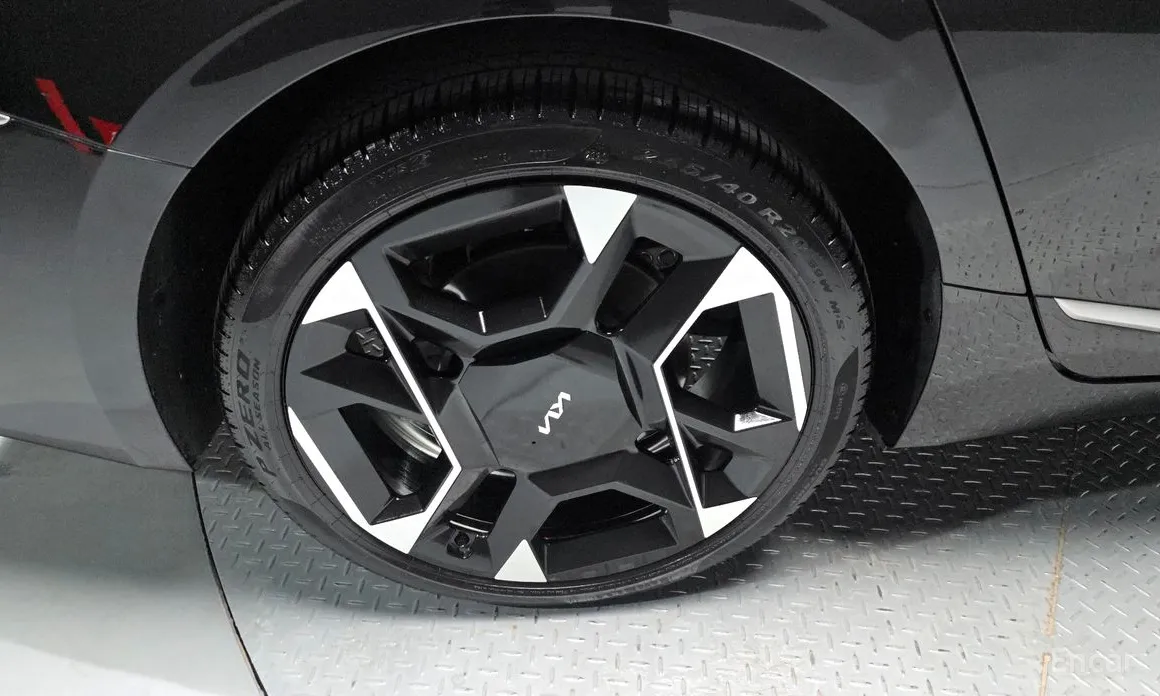 Kia K8 2024 3.5 Gasoline 4WD