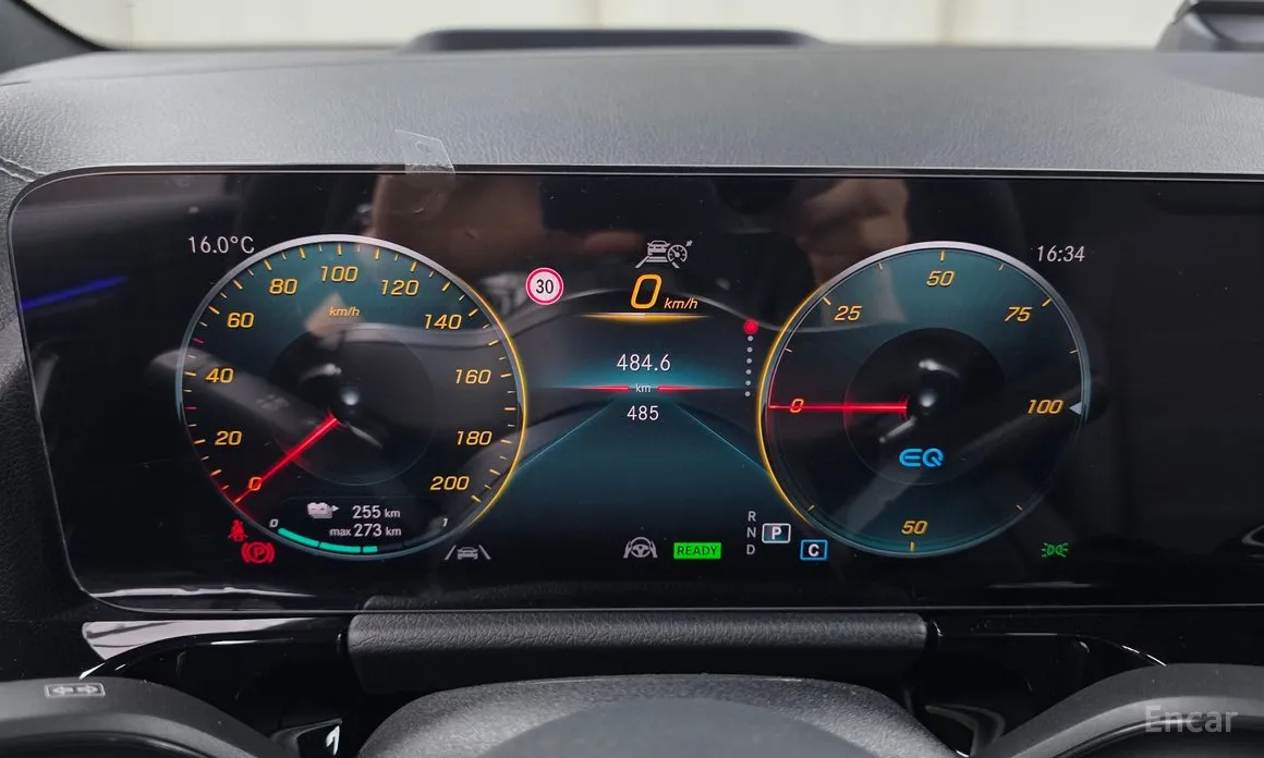 Mercedes-Benz EQA 2021 EQA250 AMG Line