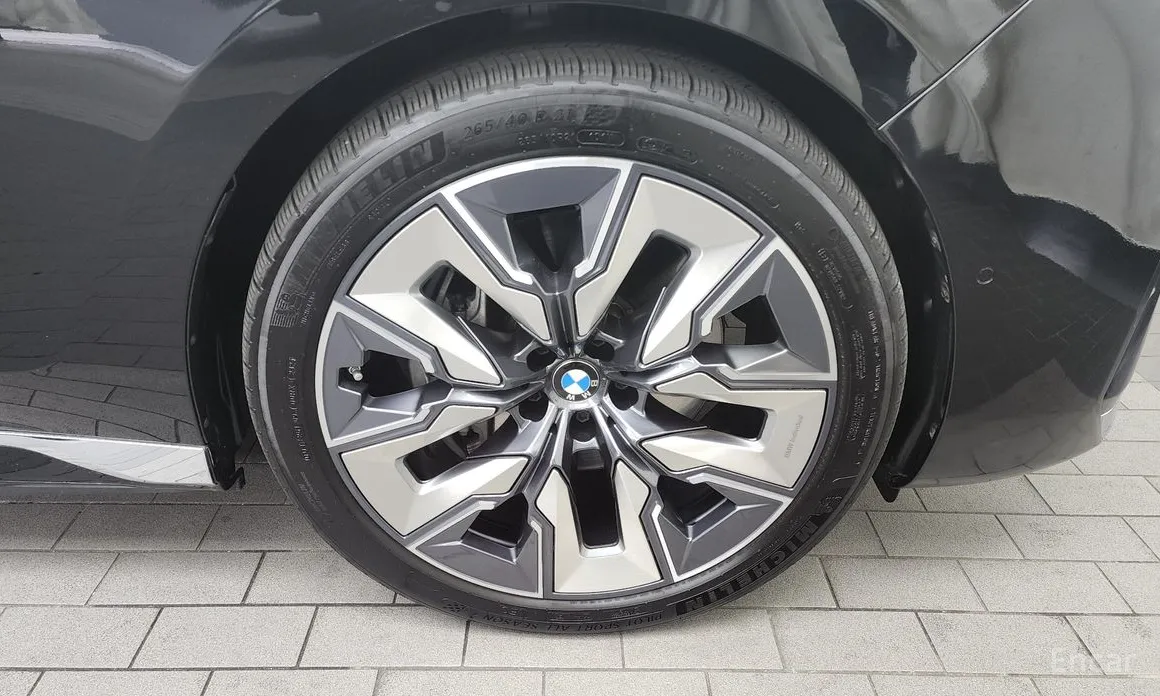 BMW i7 2022 xDrive 60 Design Pure Excellence