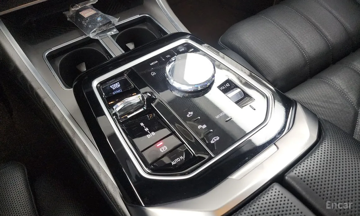 BMW i7 2022 xDrive 60 Design Pure Excellence