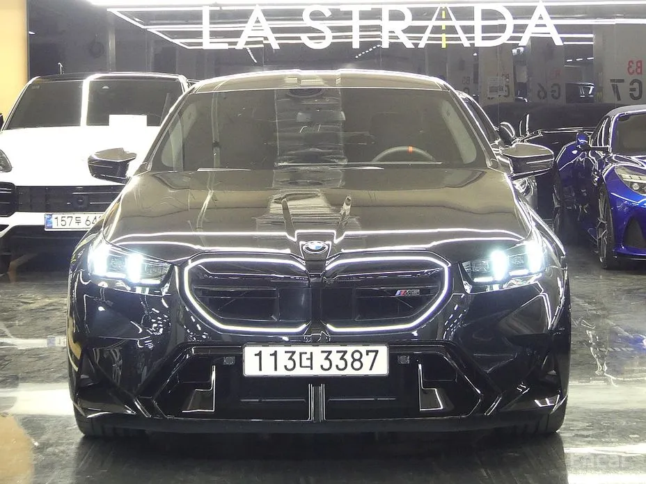 BMW M5 2024 M5 Sedan
