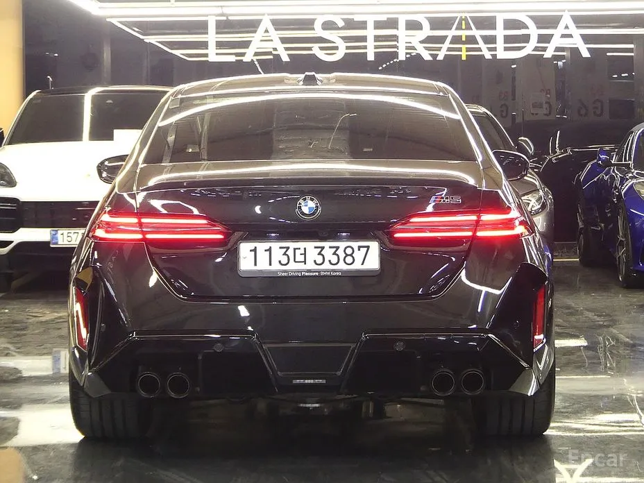 BMW M5 2024 M5 Sedan
