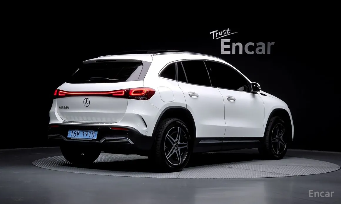 Mercedes-Benz EQA 2021 EQA250 AMG Package Plus