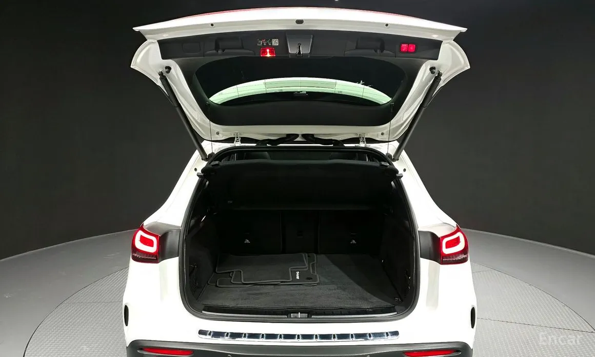 Mercedes-Benz EQA 2021 EQA250 AMG Package Plus