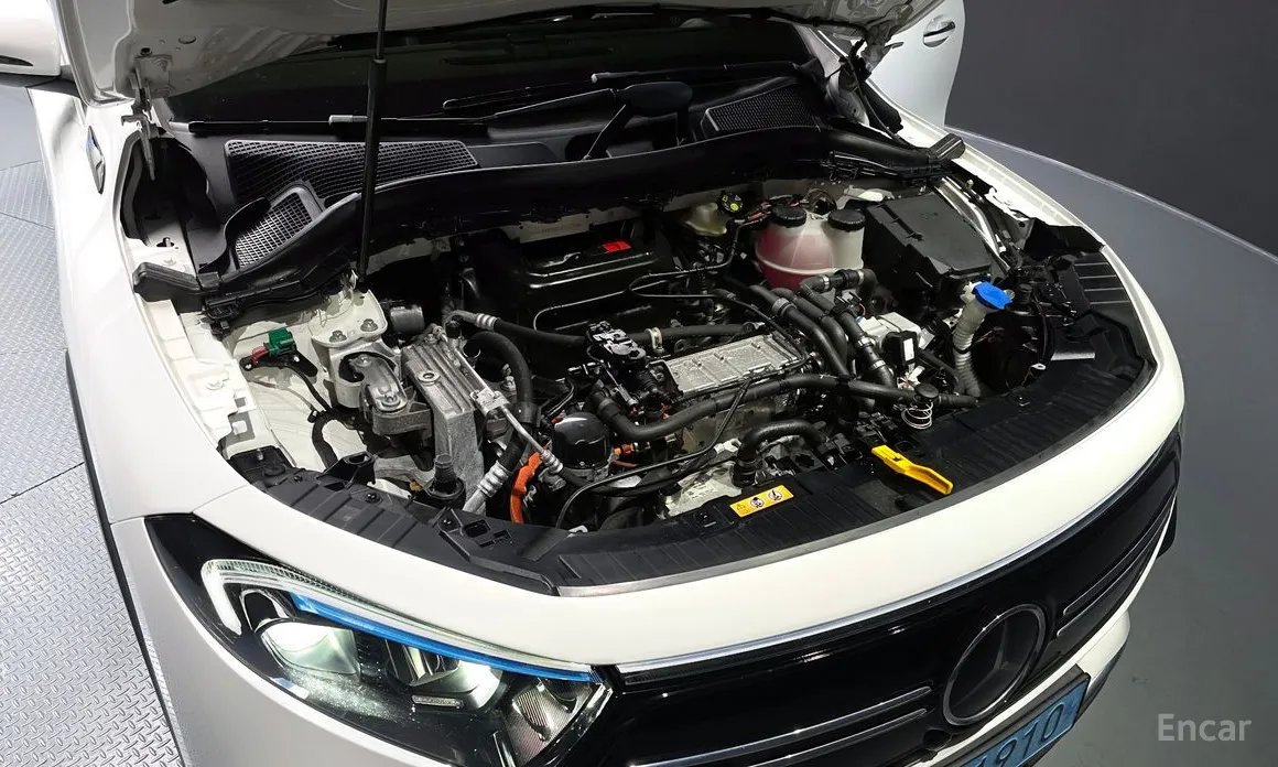 Mercedes-Benz EQA 2021 EQA250 AMG Package Plus