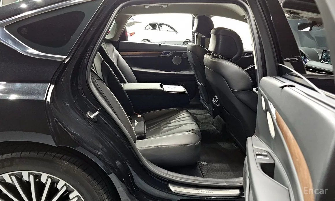 Genesis G80 2021 e-AWD